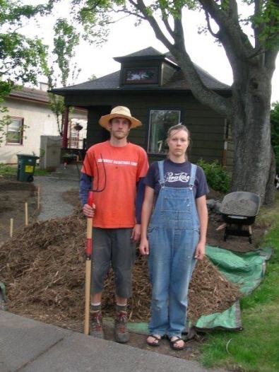 Farm Gwen n Farmer Josh